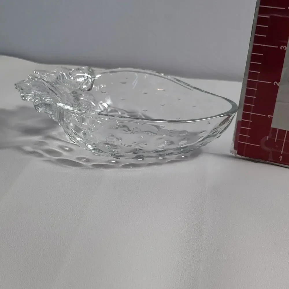 Studio Nova Strawberry Dish 7